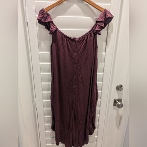 Kindred Bravely Ruffle Strap Labor & Delivery Gown medium large M/L plum